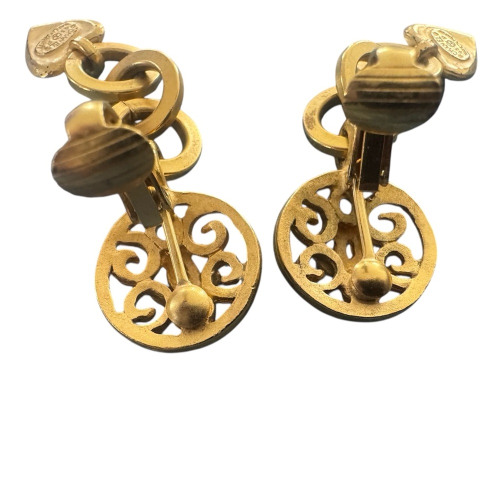 CHANEL 1995 Heart Dangle Clip Earrings - Picture 6 of 6
